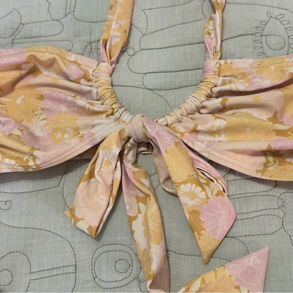 NWT MINKPINK Brianna Set Halter Bikini Top & Bottom Multi Sz M (US 6) Adjustable